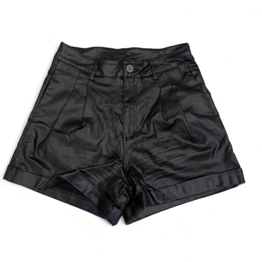 Black Faux Leather Shorts ~ Petite‎ Size M